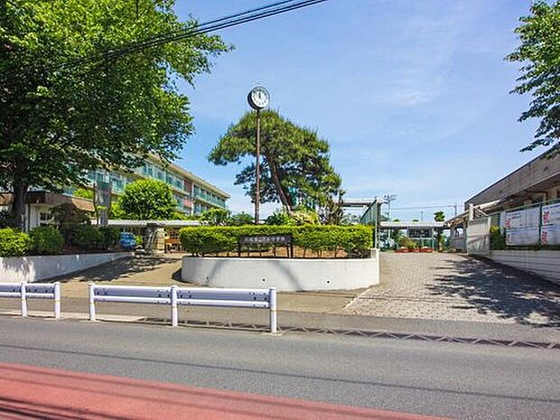 川越市立高階中学校（約400m）