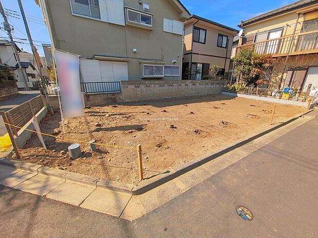 【現地外観写真】住宅性能評価で耐震等級3(最高等級)を取得!お客様を守る大切な住宅だからこそ、第三者の検査を受けて安心して住んでいただける住宅を建てております。その頑丈さを、ぜひ現地にてご体感くださいませ。