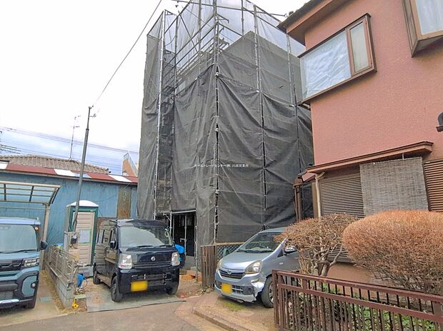 【現地外観写真】お子様から「自分の部屋がほしい…」そんな成長もうれしいこの頃。お子様のさらなる成長を共に見守る新築マイホーム。お子様が巣立った後も、豊かな人生も支えてくれる。パートナーのような住まいです☆