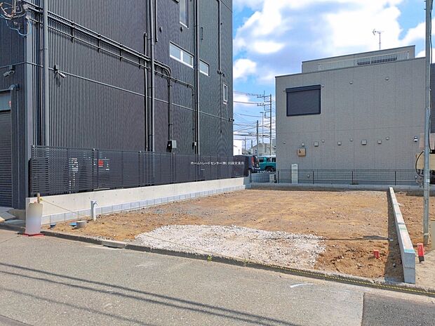【現地外観写真】住宅性能評価で耐震等級3(最高等級)を取得!お客様を守る大切な住宅だからこそ、第三者の検査を受けて安心して住んでいただける住宅を建てております。その頑丈さを、ぜひ現地にてご体感くださいませ。