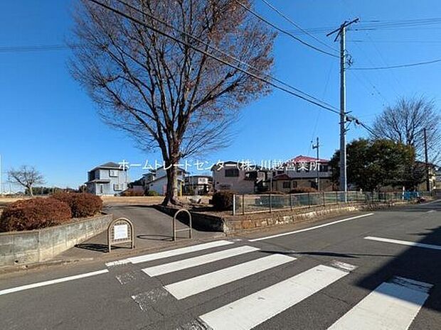 城跡公園（約1,390m）