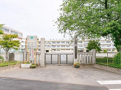 川越市立大東東小学校 900m(徒歩12分)