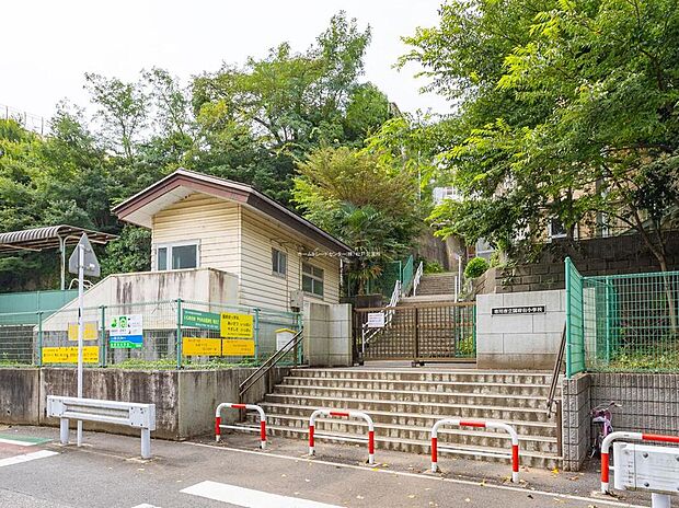 市川市立国府台小学校まで650m 徒歩9分♪