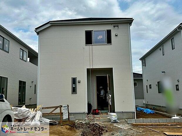 休日にご家族揃ってご見学はいかがでしょうか♪実際の現地を見てみると図面などではわからない、新たな発見もありますのでまずはお気軽にお問い合わせください♪
