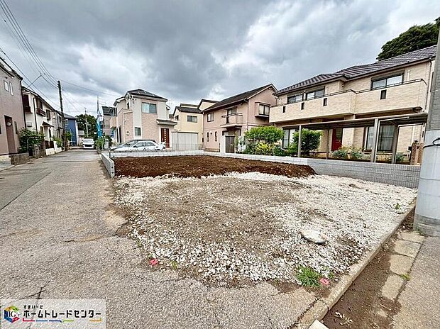 【現地外観写真】
平日・お仕事帰りなど、いつでもご案内致します!お気軽にお問い合わせ下さい♪