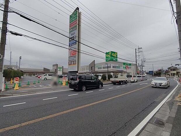 グリーンマークシティー松戸新田（約582m）