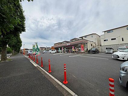 セブンイレブン松戸小金原8丁目店 900ｍ(徒歩12分)