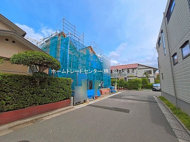 【前面道路含む現地写真】平日・お仕事帰りなど、いつでも現地ご案内致します！
お気軽にお問い合わせ下さい♪