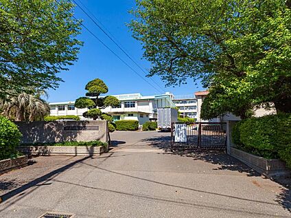 市川市立第五中学校 2200m(自転車で9分：徒歩28分)