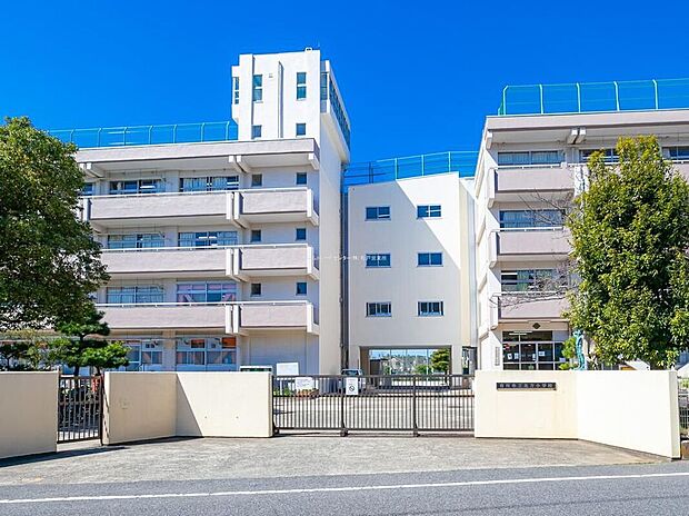 市川市立北方小学校（約180m）