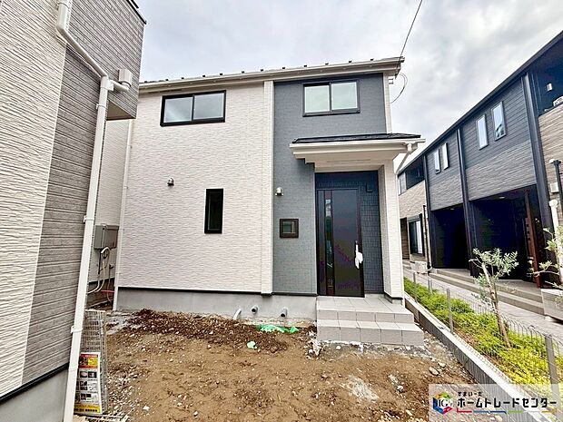 【現地外観写真】【B号棟】安心の住宅性能評価取得物件！住宅性能表示制度で6項目において最高等級を取得♪地震に強い家！