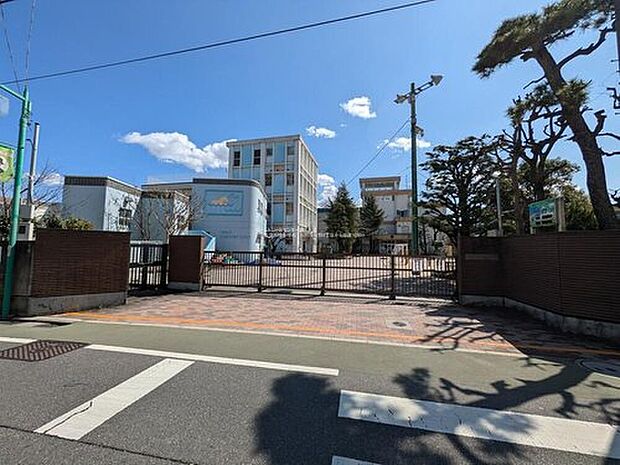 市川市立八幡小学校（約850m）