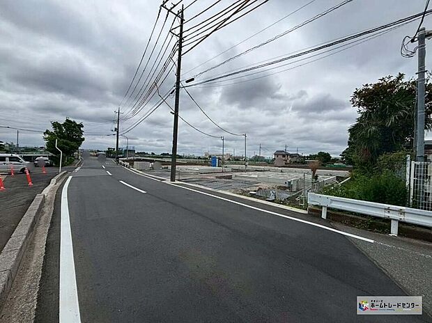 【前面道路含む現地写真】平日・お仕事帰りなど、いつでも現地ご案内致します！お気軽にお問い合わせ下さい♪