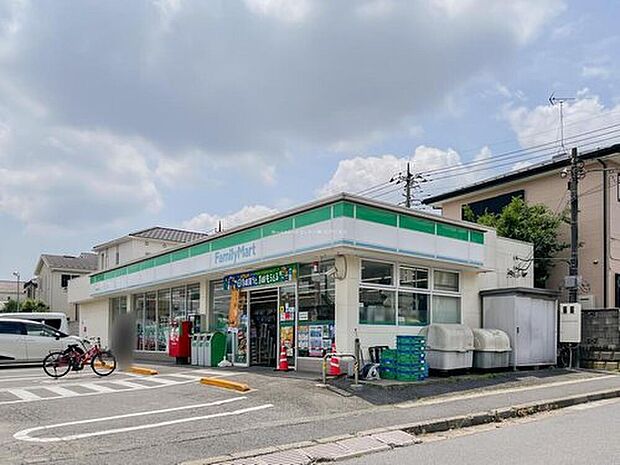 ファミリーマート松戸柿の木店（約290m）
