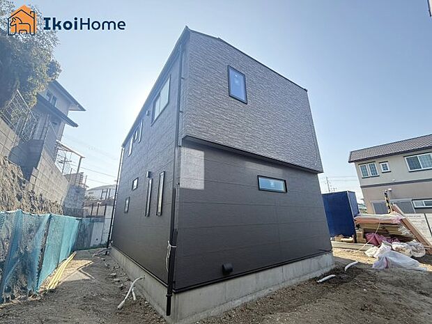 ●年中無休:当日予約可●駐車場2台ございます!前面道路は広々交通量は少なく安心です!