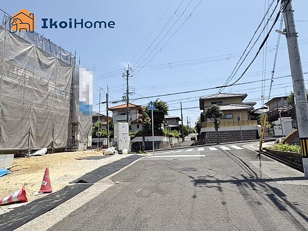 ●年中無休：当日予約可●前面道路は南東側約12m、南西側約7.7mで広く開放的です！