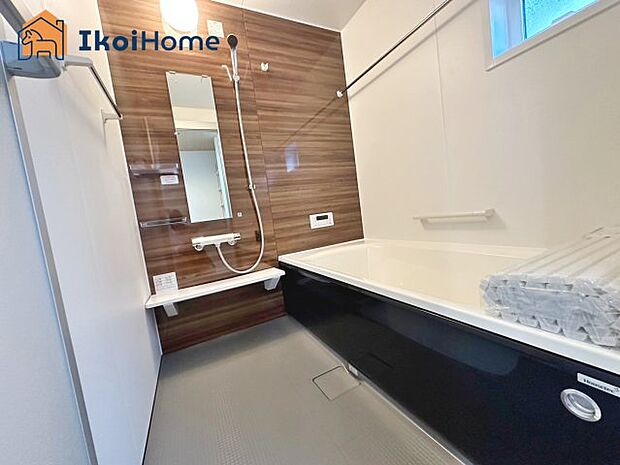 【風呂】同社施工事例です●年中無休:当日予約可●1坪タイプの広々したユニットバスになります。