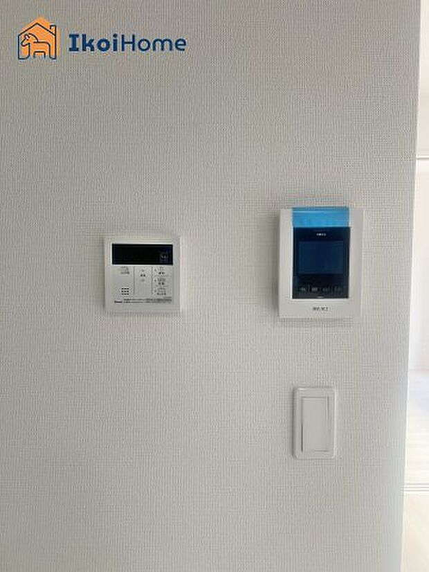 【TVモニターホン】来客があった時にも画面越しに顔を確認できるほか、録画機能も付いているので安心です。