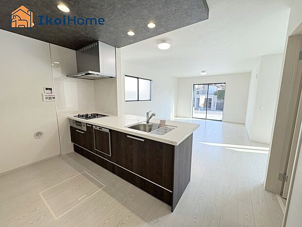 【キッチン】◆同社施工例◆人気の対面式キッチン♪家事の時短に欠かせない食洗機付きです!