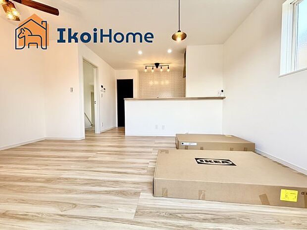 【居間・リビング】【ホームページに現地動画掲載中】●年中無休:当日予約可●2階LDKでプライバシー確保!