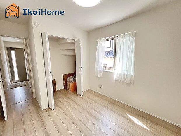 【内装】◆施工事例◆●年中無休:当日予約可●洋室には大きな収納ございますので豊富に収納可能です。