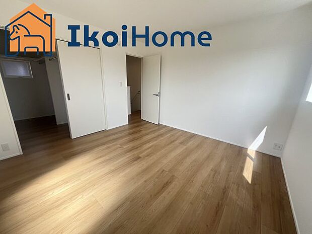 【寝室】【ホームページに現地動画掲載中】●年中無休:当日予約可●収納が多く季節ものの家電も収納可能