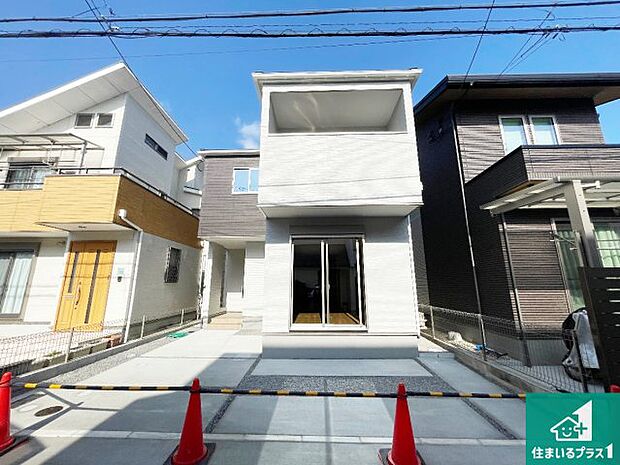 安心の10年保証!外観を美しく保ち、雨水で汚れを落とします!気になることがありましたら、お気軽にお問い合わせください!