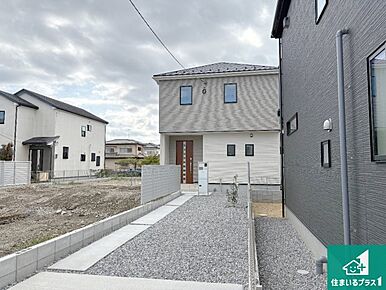 ○安土小学校・・・徒歩9分 ○安土中学校・・・徒歩17分 