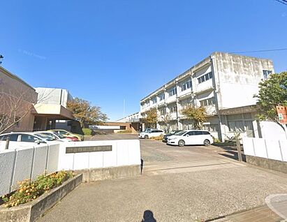 鈴鹿市立大木中学校 徒歩1258m