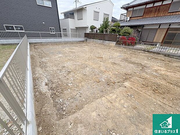 【外観】現在建築中！落ち着いた街並みで新生活を始めることが出来そう！周辺の物件も併せてご紹介させて頂きます！