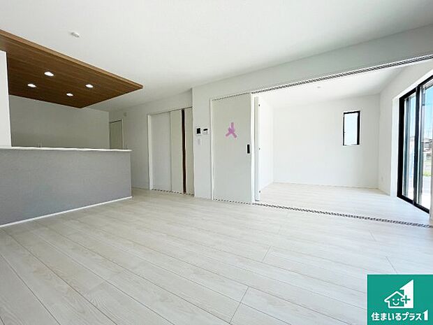 【トイレ】シンプルなトイレは落ち着く空間!お手入れも簡単です!