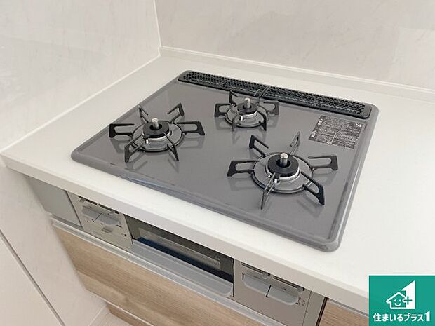 【コンロ】ダブル高火力Siセンサー付きコンロ!3口あるので、まとめて料理をする時も大活躍!