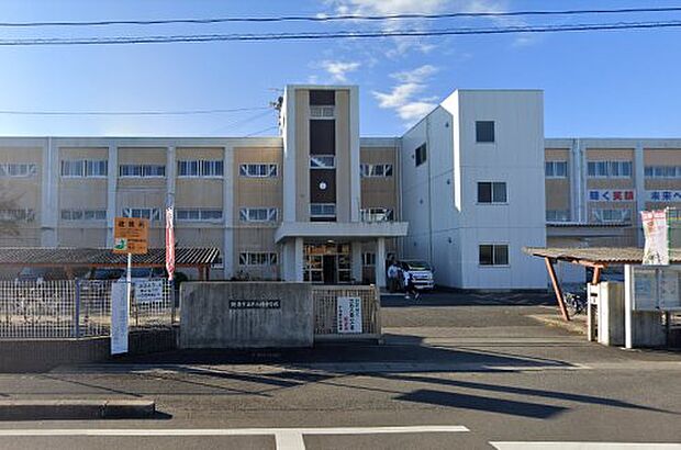 鈴鹿市立千代崎中学校