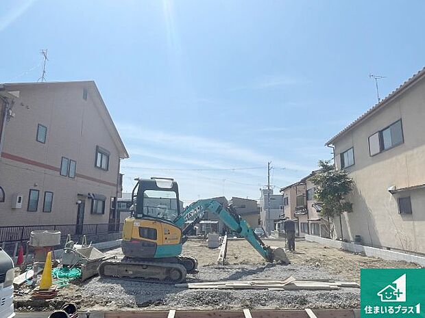 【外観】現在建築中！落ち着いた街並みで新生活を始めることが出来そう！周辺の物件も併せてご紹介させて頂きます！