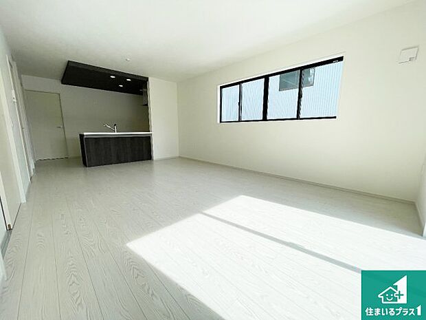 【トイレ】シンプルなトイレは落ち着く空間!お手入れも簡単です!