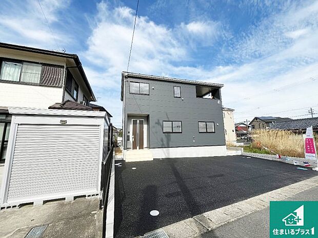 【外観】安心の10年保証！外観を美しく保ち、雨水で汚れを落とします！気になることがありましたら、お気軽にお問い合わせください！