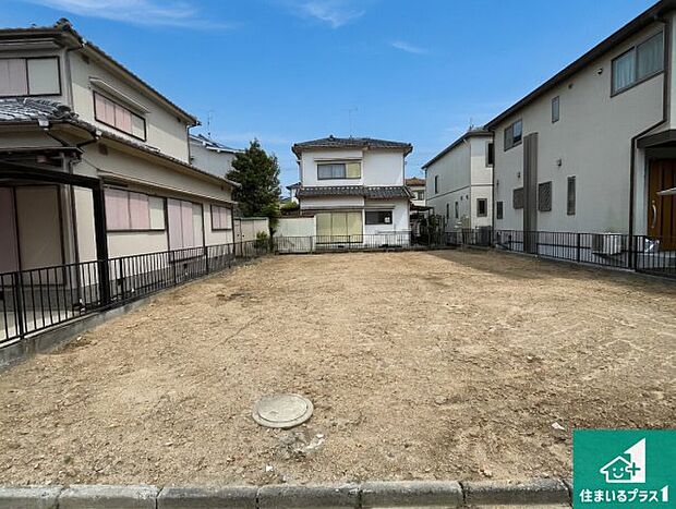 【外観】現在建築中!落ち着いた街並みで新生活を始めることが出来そう!周辺の物件も併せてご紹介させて頂きます!