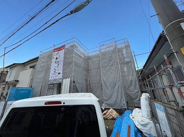 【外観】現在建築中！落ち着いた街並みで新生活を始めることが出来そう！周辺の物件も併せてご紹介させて頂きます！