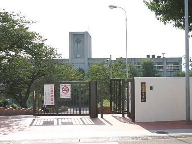 宇治市立宇治中学校
