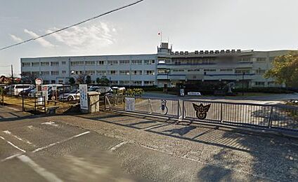 守山市立守山中学校 徒歩1400m
