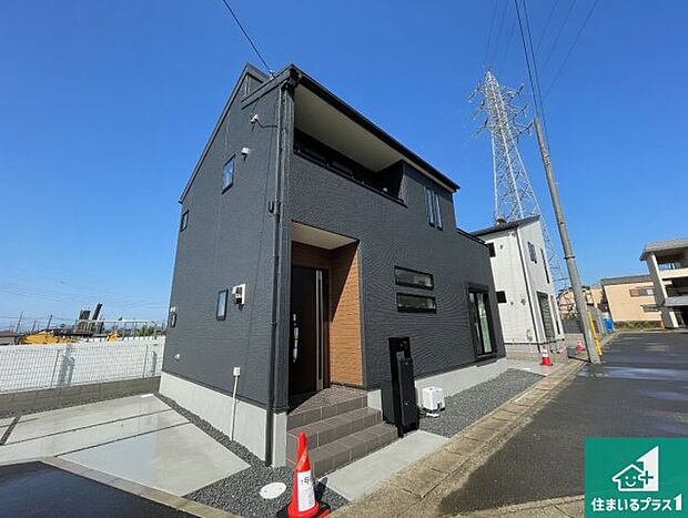 【外観】安心の10年保証!外観を美しく保ち、雨水で汚れを落とします!気になることがありましたら、お気軽にお問い合わせください!