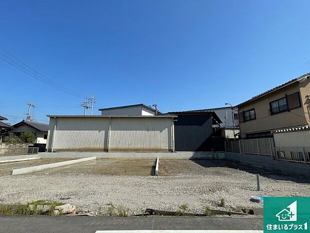 【外観】現在建築中！落ち着いた街並みで新生活を始めることが出来そう！周辺の物件も併せてご紹介させて頂きます！
