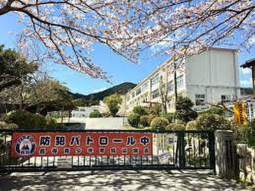 大津市立長等小学校