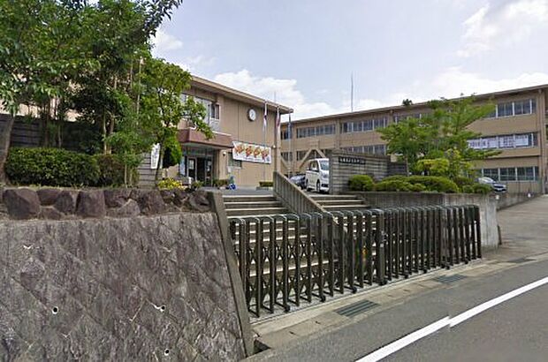 亀岡市立東輝中学校