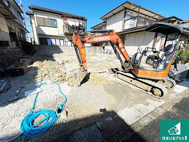 【外観】現在建築中!落ち着いた街並みで新生活を始めることが出来そう!周辺の物件も併せてご紹介させて頂きます!