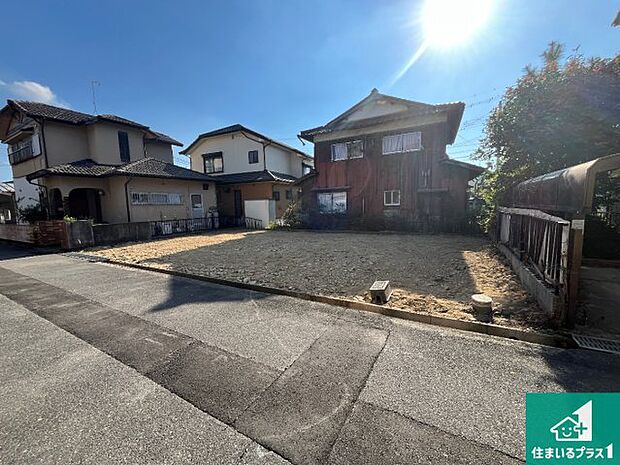 【外観】周辺は落ち着いた街並みの住宅地！子育てがしやすい住環境です！まだ未完成ですが、現地でしかわからない事もございます。是非一度ご覧ください。
