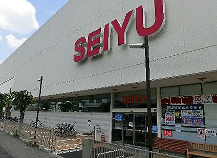 西友 桂店 徒歩720m