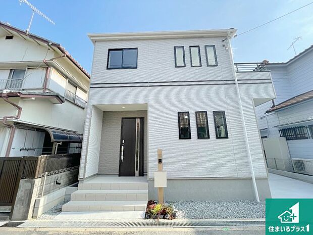 安心の10年保証！外観を美しく保ち、雨水で汚れを落とします！気になることがありましたら、お気軽にお問い合わせください！