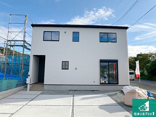 安心の10年保証!外観を美しく保ち、雨水で汚れを落とします!気になることがありましたら、お気軽にお問い合わせください!