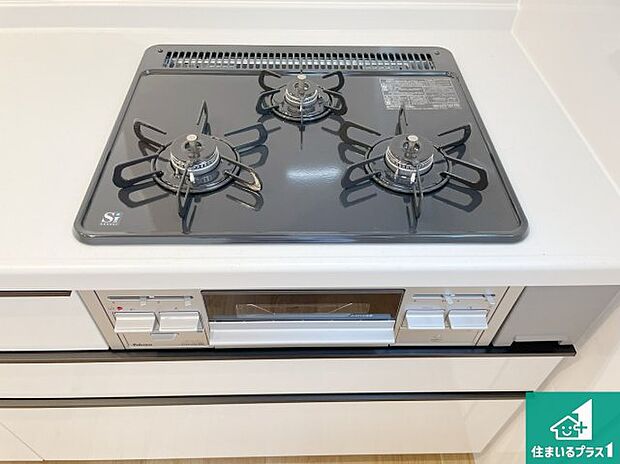 【コンロ】ダブル高火力Siセンサー付きコンロ!3口あるので、まとめて料理をする時も大活躍!